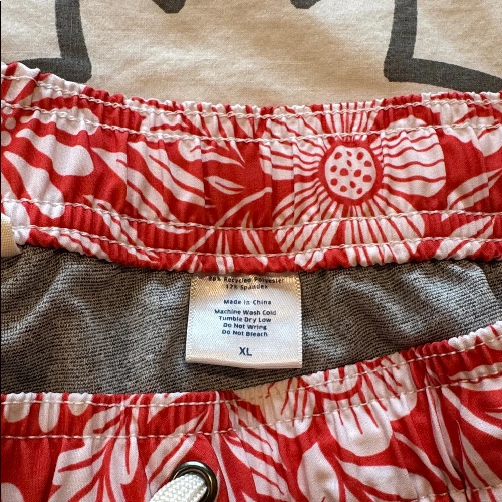 Fair Harbor good worn